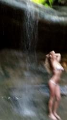 MeetMadden.18.07.25.Waterfall.XXX.VERTiCAL.1080p.MP4-LEWD