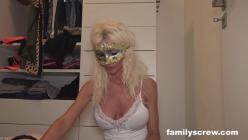 FamilyScrew.25.01.30.Bimbo.Barbi.And.Kiwii.Sweet.XXX.1080p.MP4-WRB