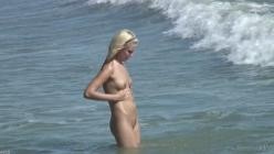 Stunning18.21.09.24.Nicole.V.Pussy.In.The.Sand.XXX.1080p.MP4-WRB