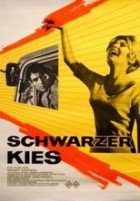 Schwarzer Kies