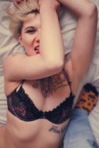 SuicideGirls - Alisarae Bedroom Antics - 39 Pics