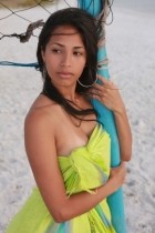 WatchBeauty - Ruth Medina Beach Player - 82 Pics